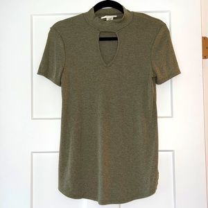 Olive Flattering Top EUC